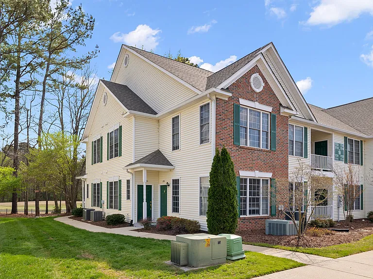 1713 Kudrow Ln #1 — Photo 4