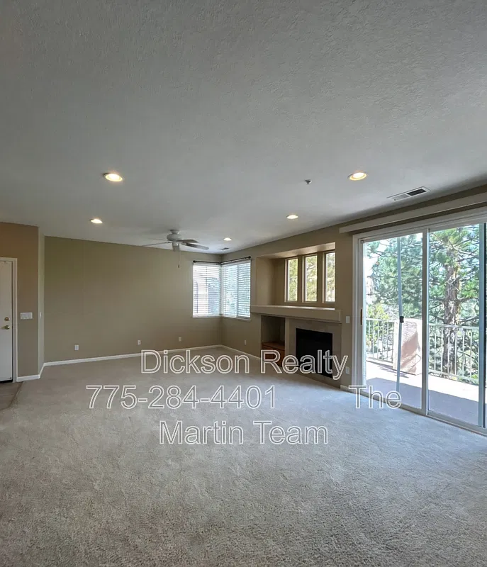2 bed, 2.0 bath, 1330 sqft, $1,995 — Photo 4