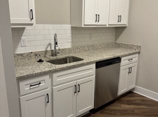 7161 Lyndover Pl APT D, Saint Louis, MO 63143