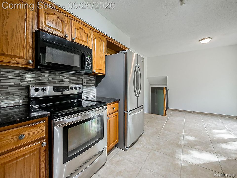 6995 Leytonstone Blvd, photo 6