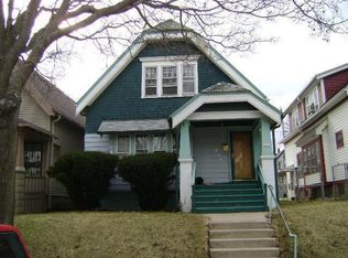 3275 N 28th St, Milwaukee, WI 53216