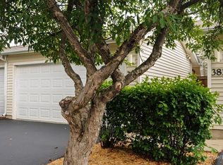 383 Hazelwood Ter, Buffalo Grove, IL 60089