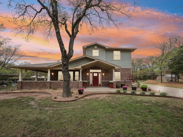 315 County Road 261, Valley View, TX 76272