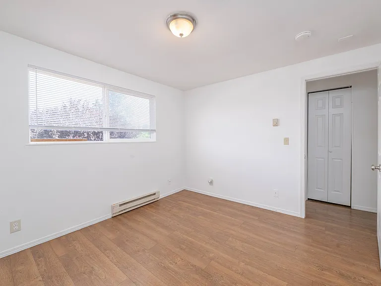 Twin Oaks Apartments — Photo 6