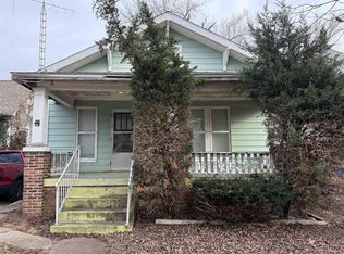 1520 S Spring St, Springfield, IL 62704