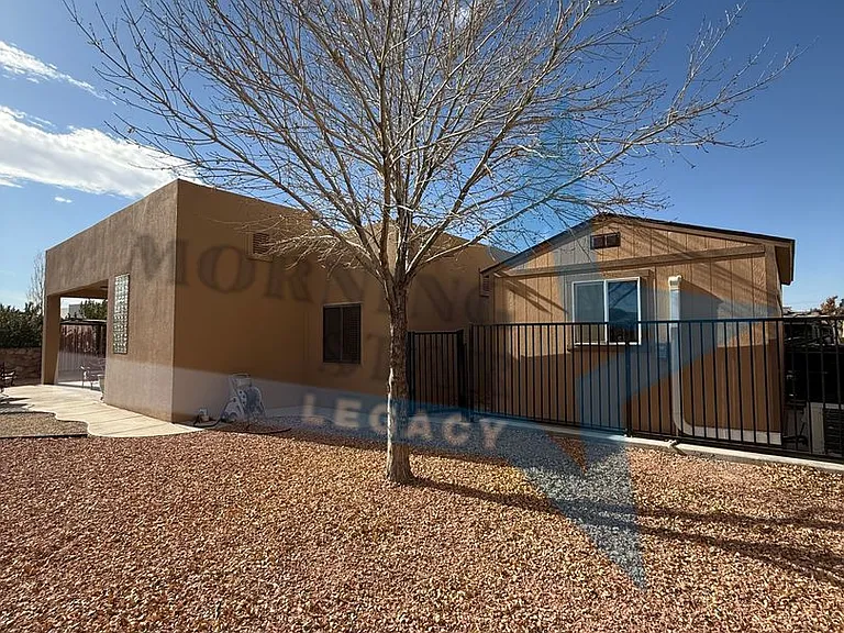 4648 Mesa Rico Dr — Photo 37