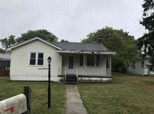 8 Arizona Ave, Villas, NJ 08251