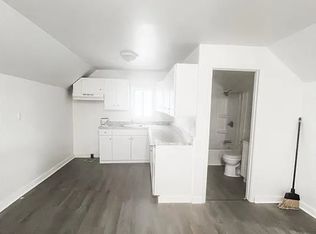 516 N Front St #2, Fremont, OH 43420