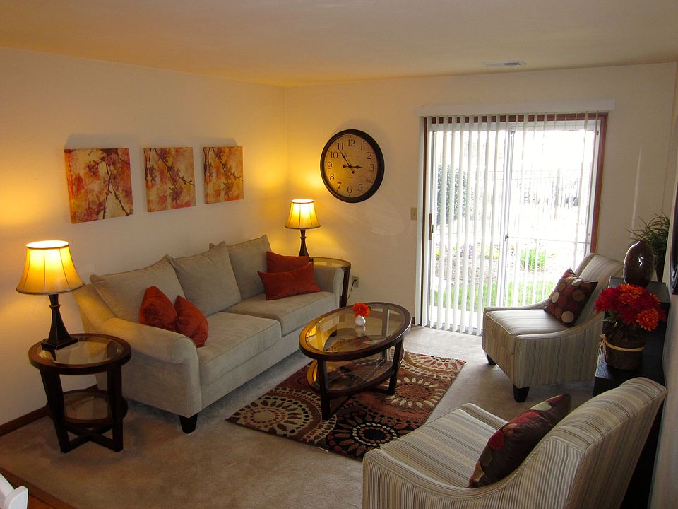 1st image of 817 Archway Ct APT 104