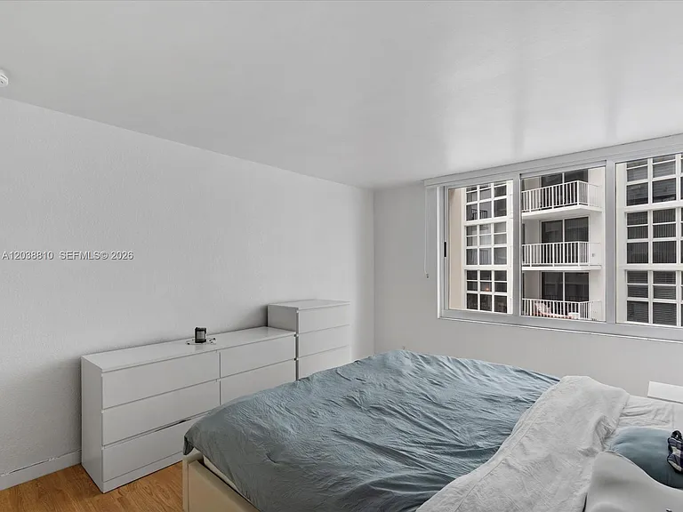 1200 West Ave #823 — Photo 15