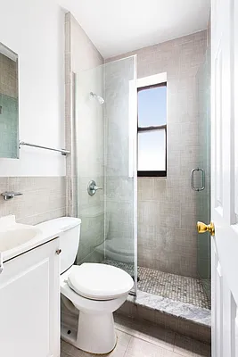 Rented by Compass | media 13