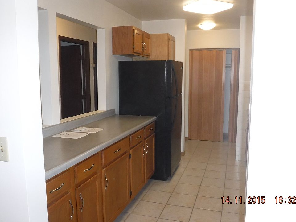 1st image of 114 E Paradise Dr APT 113