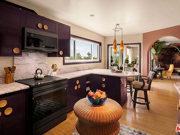 4th image of 7560 Hollywood Blvd #Penthouse 409