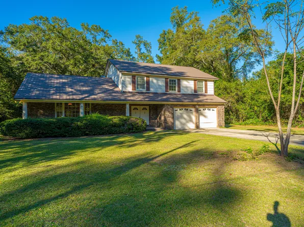 864 Bunch Ford Rd, Holly Hill, SC 29059