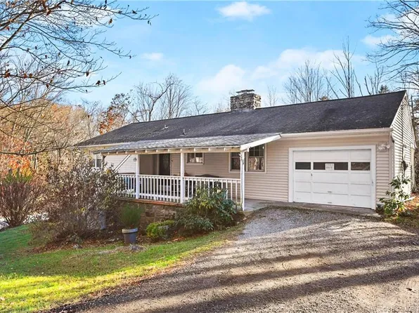 334 Oxford Road, Oxford, CT 06478