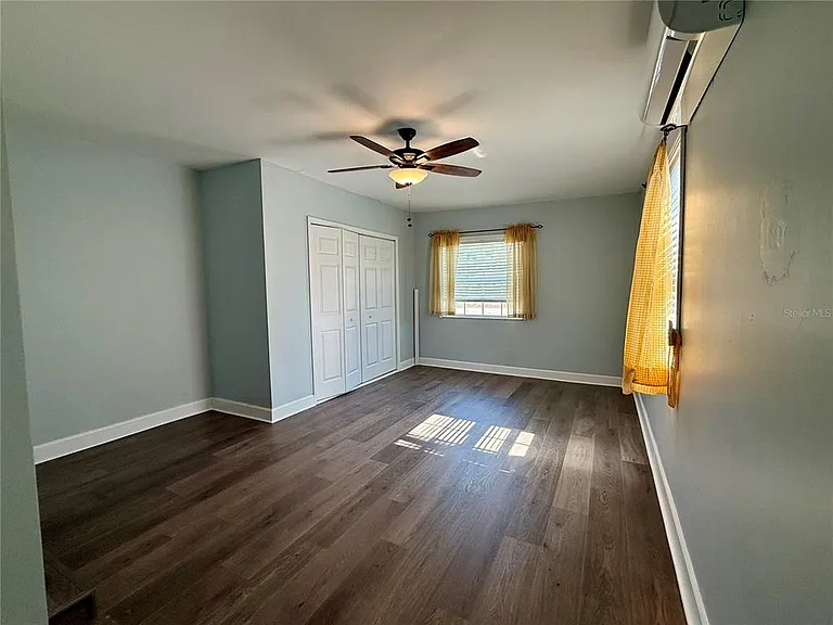 4313 S Hubert Ave — Photo 13