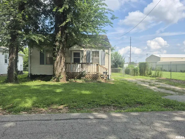 3004 Hoover Ave, Springfield, IL 62703