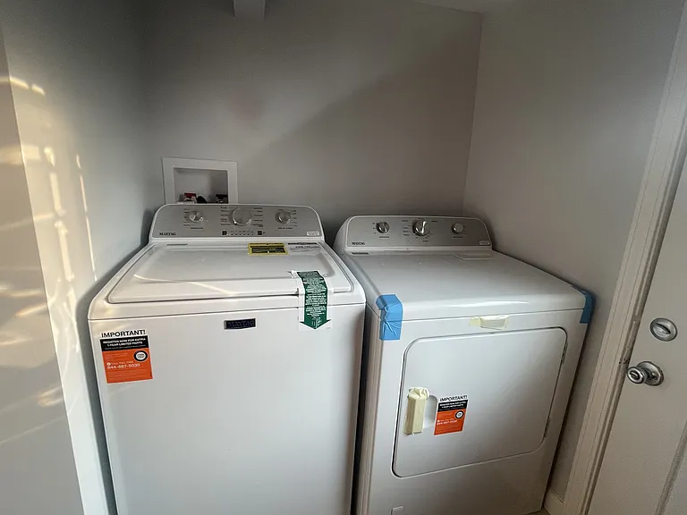 Washer/Dryer Closet