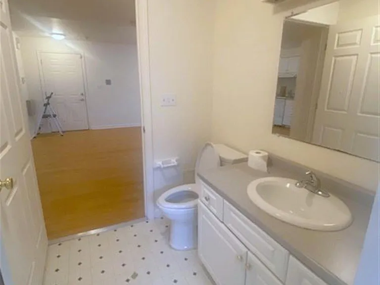 3 Kent Ct #5 — Photo 8