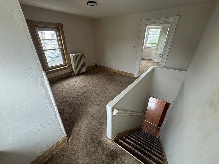 528 W Wyoming St — Photo 6