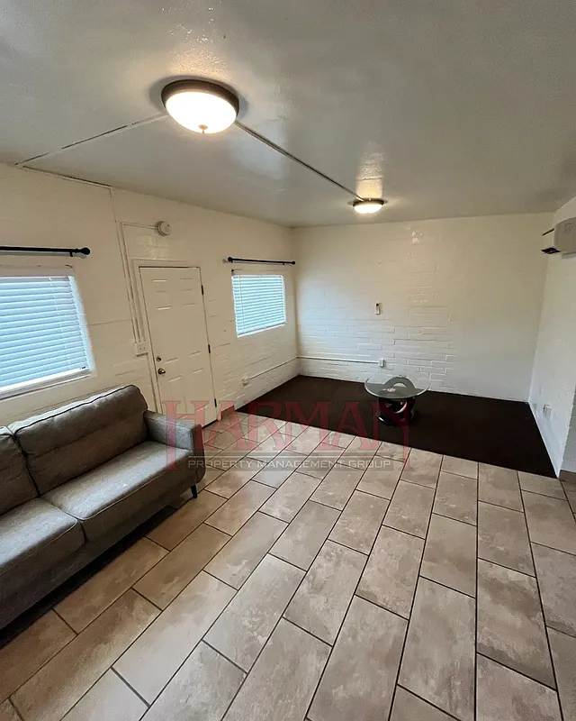 Studio, 1.0 bath, 350 sqft, $775 — Photo 2