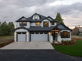 5983 SW River Rd, Hillsboro, OR 97123