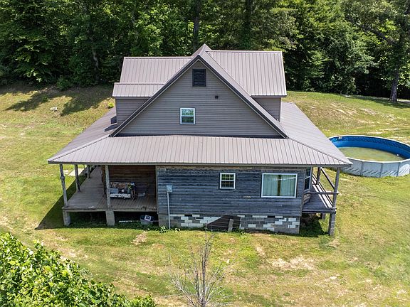 2nd image of 212 Mills Creek Rd