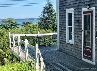 6 Mitchell St, Eastport, ME 04631