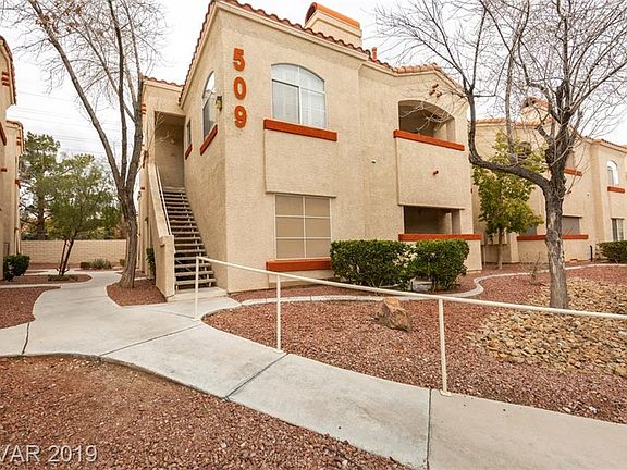 3rd image of 509 Indian Bluff St Unit 204