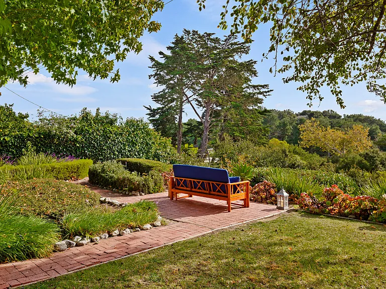 1476 Crestline Dr — Photo 38