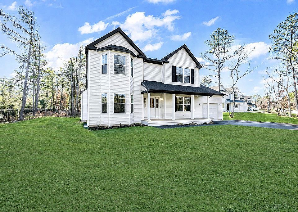 1st image of 7 Henkel Dr