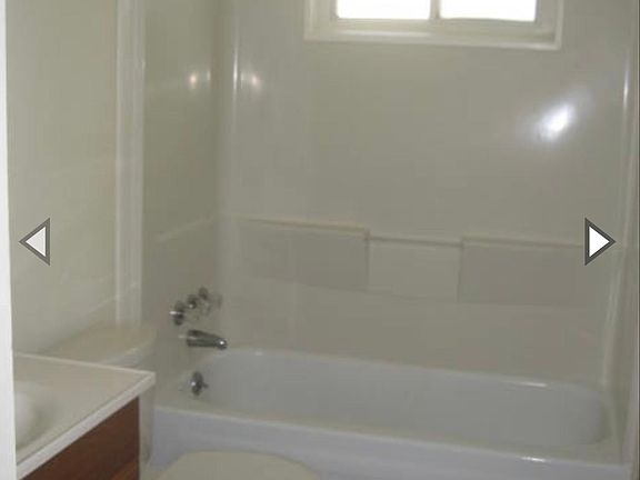 4th image of 27818 Brettonwoods St