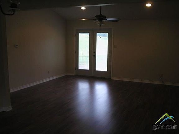 3rd image of 2905 Fm 1798 E