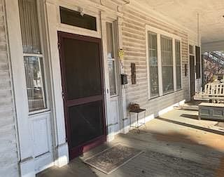 2nd image of 159 Cambridge Ave E