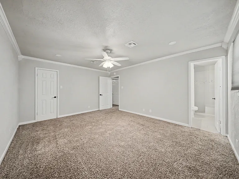 4106 Ermine Trl — Photo 13
