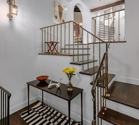 2nd image of 3232 Primera Ave