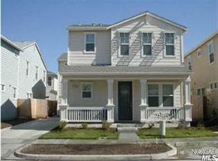 910 Freedom Dr, Suisun City, CA