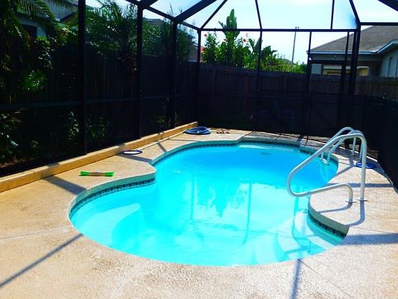 5th image of 11206 Village Brook Dr