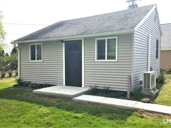 43 S Main St #10, Newtown, CT 06470
