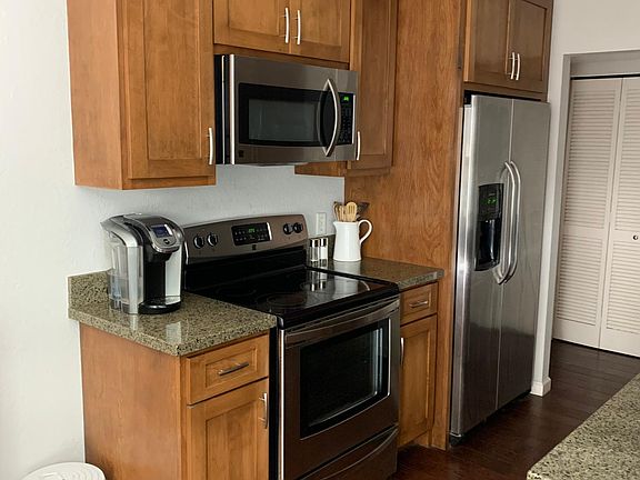 3rd image of 4050 Rosenda Ct