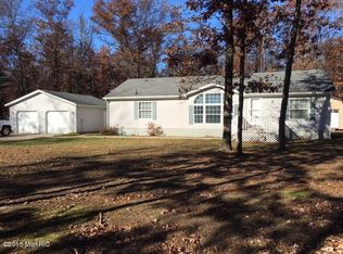 18614 Andrew St, Wellston, MI 49689