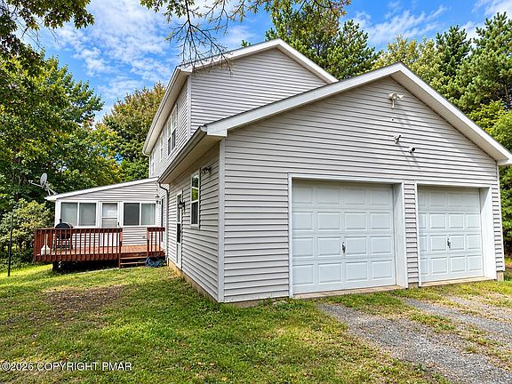 2nd image of 106 Gap View Dr