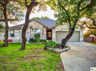 5 Honeysuckle Ln, Wimberley, TX 78676