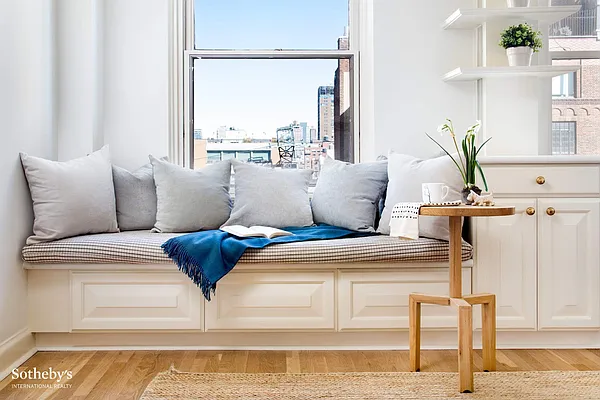 Sold by Sotheby's International Realty | media 5