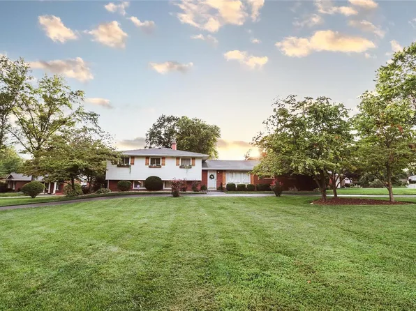 5006 Cold Springs Ln, Saint Louis, MO 63128