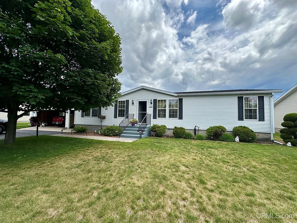 1st image of 26 Kenneally Blvd