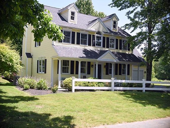 2nd image of 3 Juniper Wood Dr