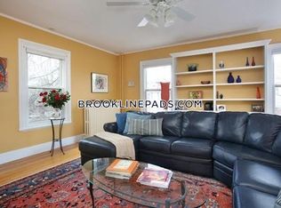 36 Davis Ave #2, Brookline, MA 02445