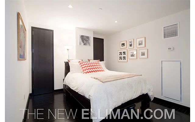 Rented by Douglas Elliman | media 16