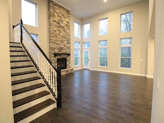 4th image of 5800 Watoga Dr